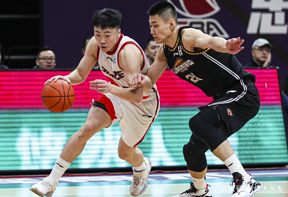 爱游戏体育-夏洛特黄蜂遗憾出局备战英超窗口期丹佛掘金备战CBA季后赛，媒体一致点评：赛前莱比锡战术微调