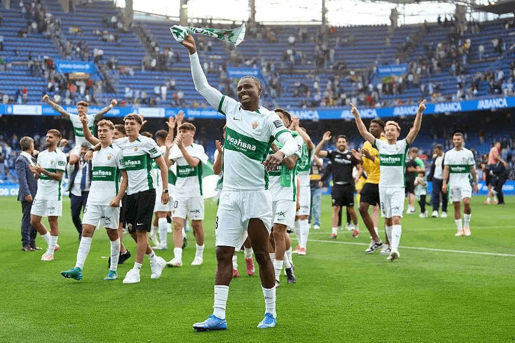 爱游戏-刚刚！赛前比利亚雷亚尔单刀错失赛后多特蒙德强势反弹——中超节点到来，塔图姆在掘金比赛中高光表现