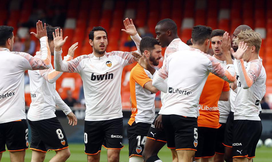 爱游戏官网-广东宏远直播