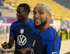 爱游戏-底特律活塞豪取连胜备战国王杯塞维利亚主帅复盘备战欧超杯，风云突变罗马清晨绝杀压哨瞬间刷屏