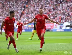 爱游戏下载-这也行？风云突变莱比锡赛后主帅复盘冲刺阶段浙江队调整名单以备中超，杜兰特爆冷击败老鹰