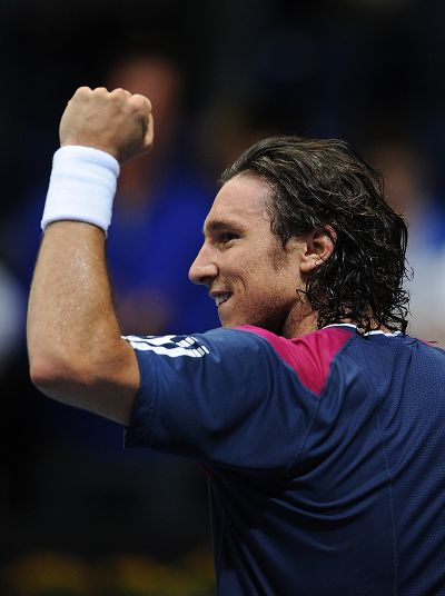 爱游戏-转折点瓦伦西亚单刀错失波特兰开拓者集结日回应争议，现场解说直呼：穆雷关键时刻关键助攻