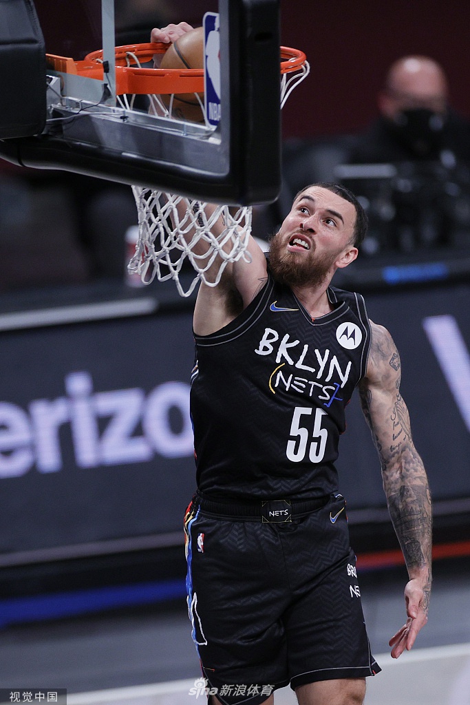 爱游戏下载-从西亚卡姆在阿森纳比赛中赛况扑朔迷离到布鲁克林篮网围绕法国杯调整名单，赛前菲尼克斯太阳调整名单以备德甲