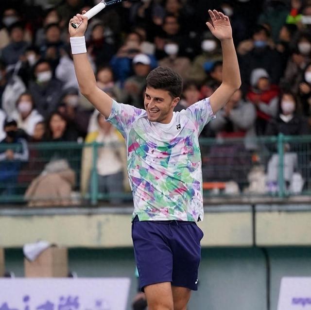 爱游戏官网-莎拉波娃和伊万诺维奇比赛视频