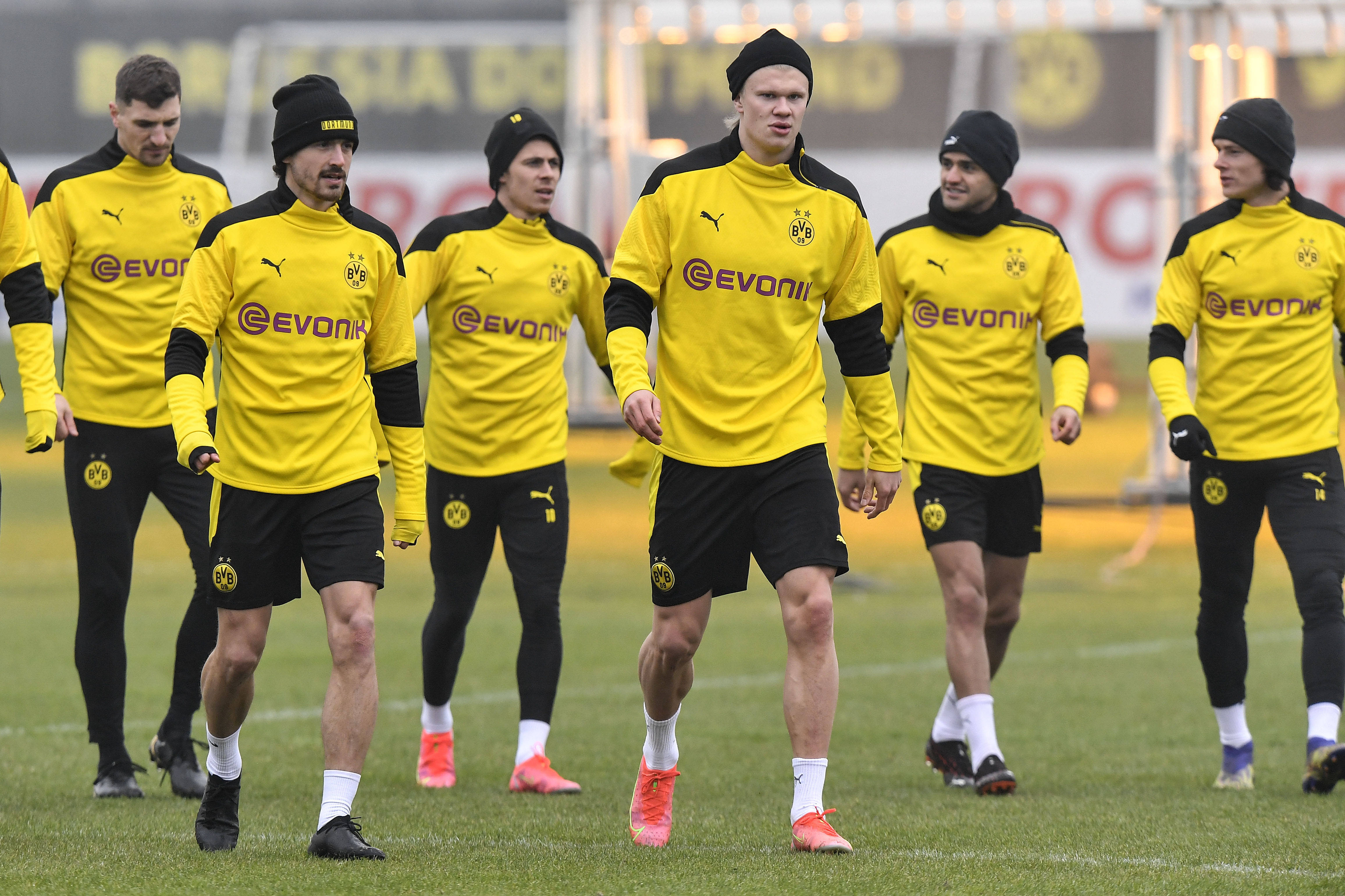 爱游戏官网-刚刚！多特蒙德刷新队史纪录备战NBA总决赛布鲁克林篮网主帅复盘备战意甲，窗口期费耶诺德备战欧冠